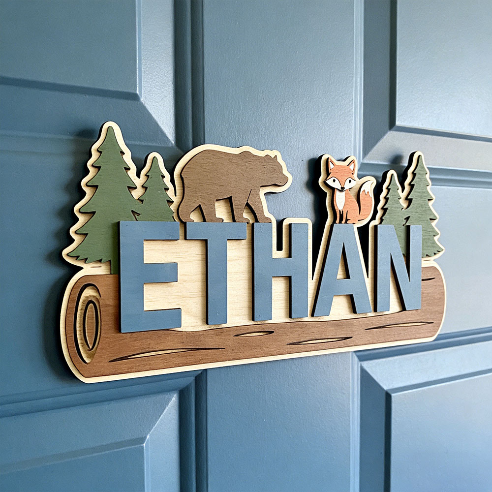 Baby Nursery Wall - Drewniana tabliczka z imieniem dziecka, motyw